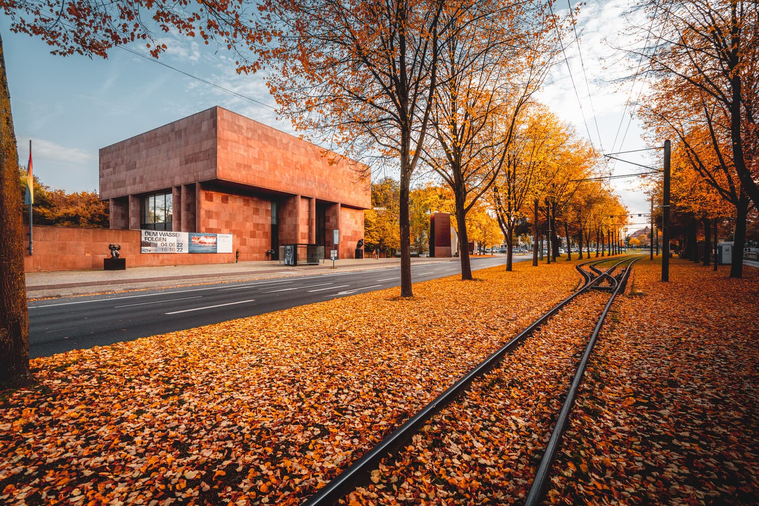 Kunsthalle im Herbst